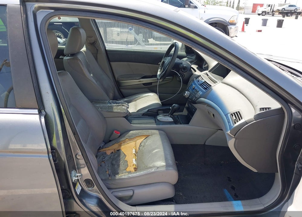 2008 HONDA ACCORD 2.4 EX-L VIN: 1HGCP26888A096579