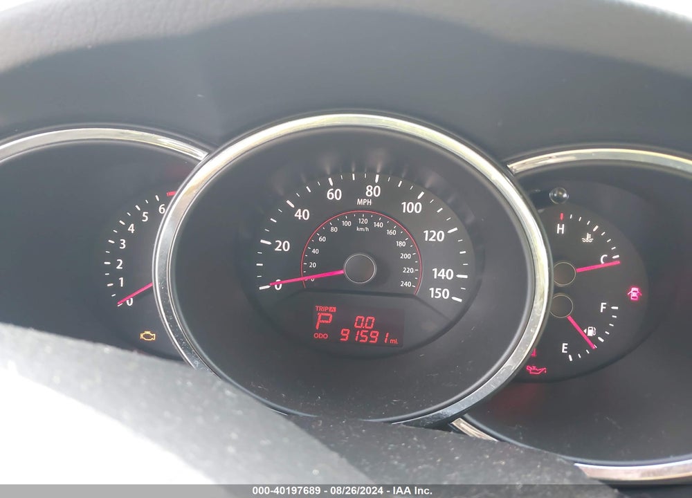 2011 KIA SORENTO LX VIN: 5XYKTCA10BG072600