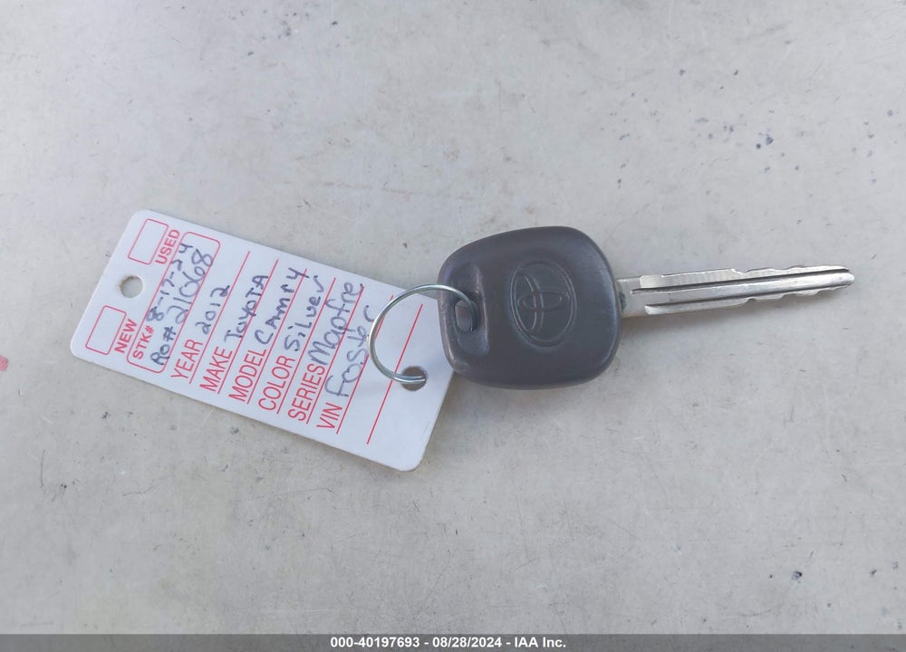 2012 TOYOTA CAMRY LE VIN: 4T1BF1FK0CU154268