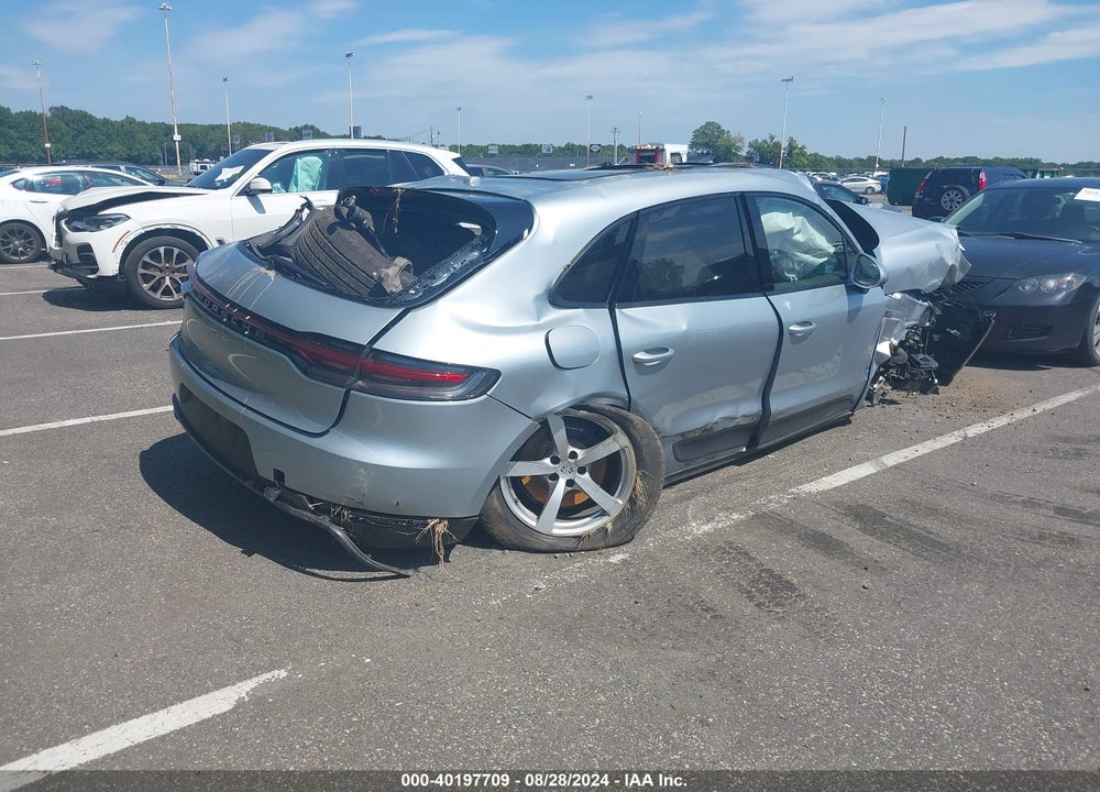 2020 PORSCHE MACAN VIN: WP1AA2A57LLB06521
