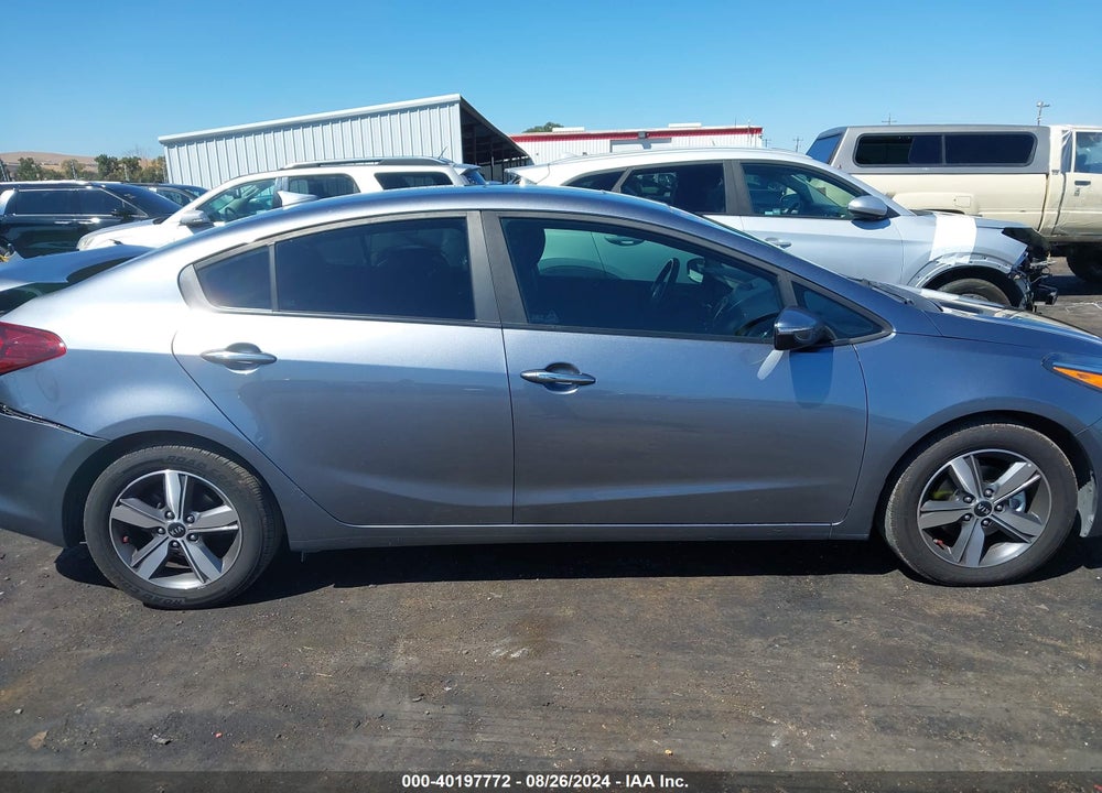 2018 KIA FORTE S VIN: 3KPFL4A73JE273009