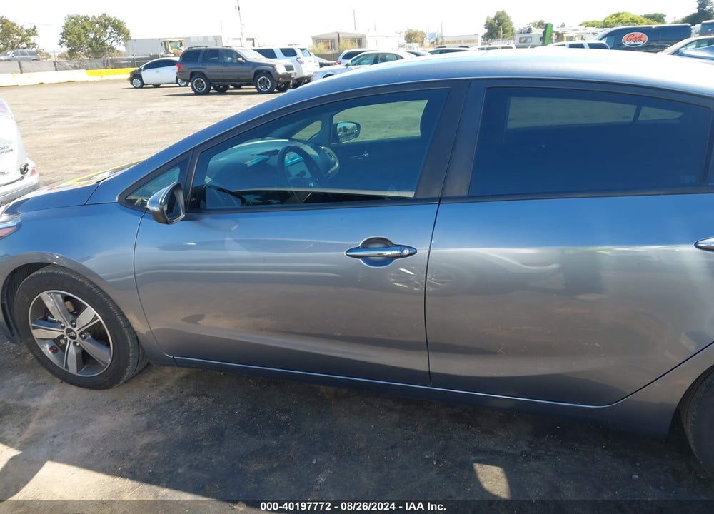 2018 KIA FORTE S VIN: 3KPFL4A73JE273009