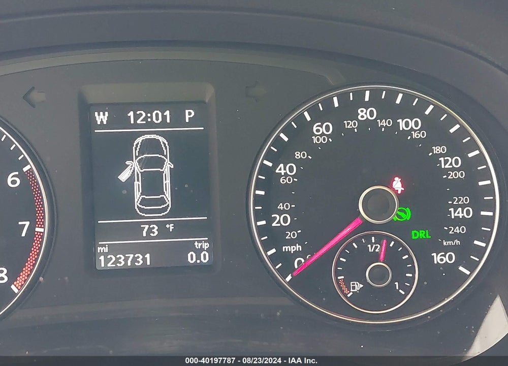 2014 VOLKSWAGEN PASSAT 2.5L SE VIN: 1VWBP7A32EC004852