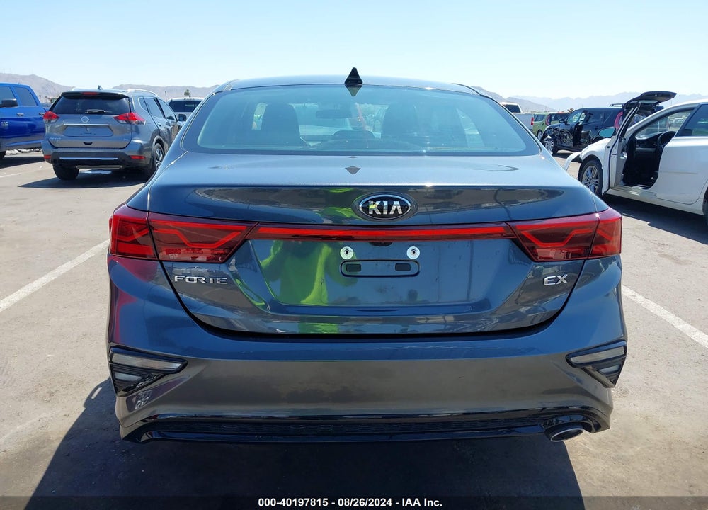 2019 KIA FORTE EX VIN: 3KPF54AD7KE056452