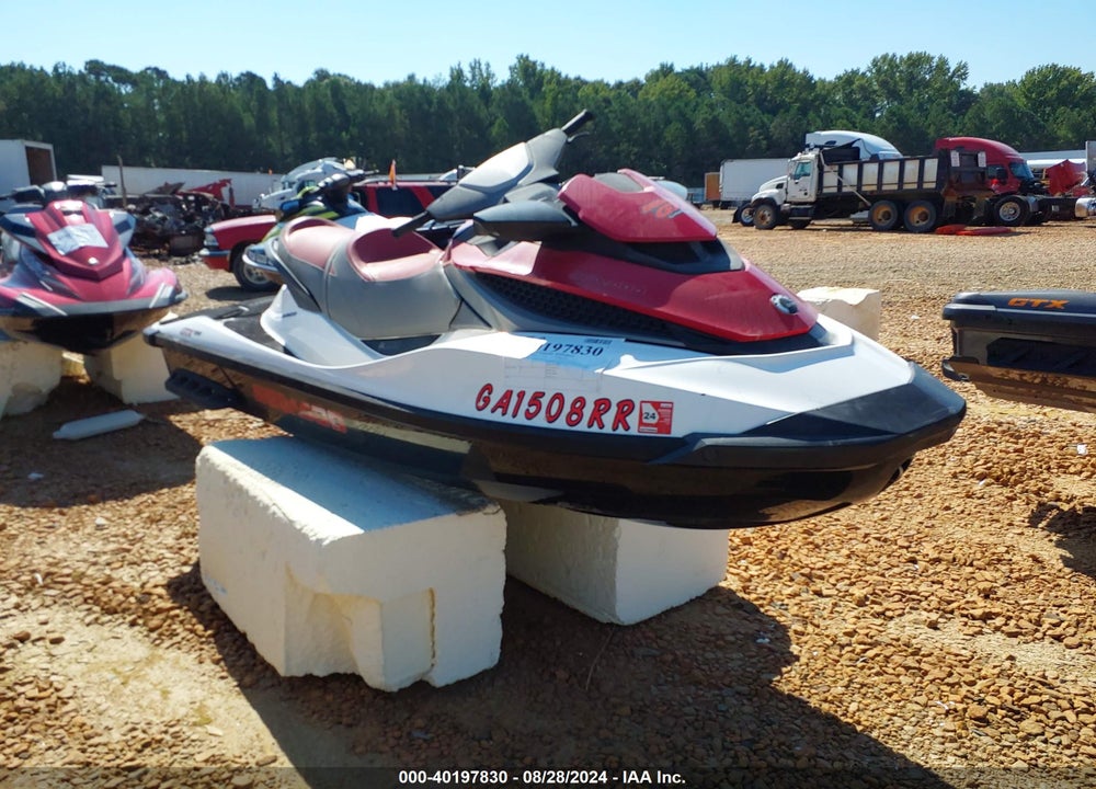 2011 SEADOO GTX 155 VIN: YDV07133A111