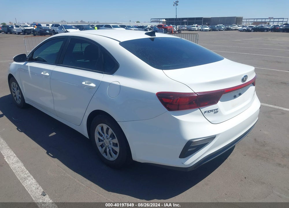 2021 KIA FORTE FE VIN: 3KPF24AD4ME391485