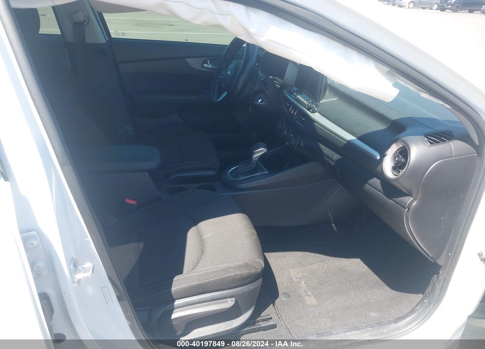 2021 KIA FORTE FE VIN: 3KPF24AD4ME391485