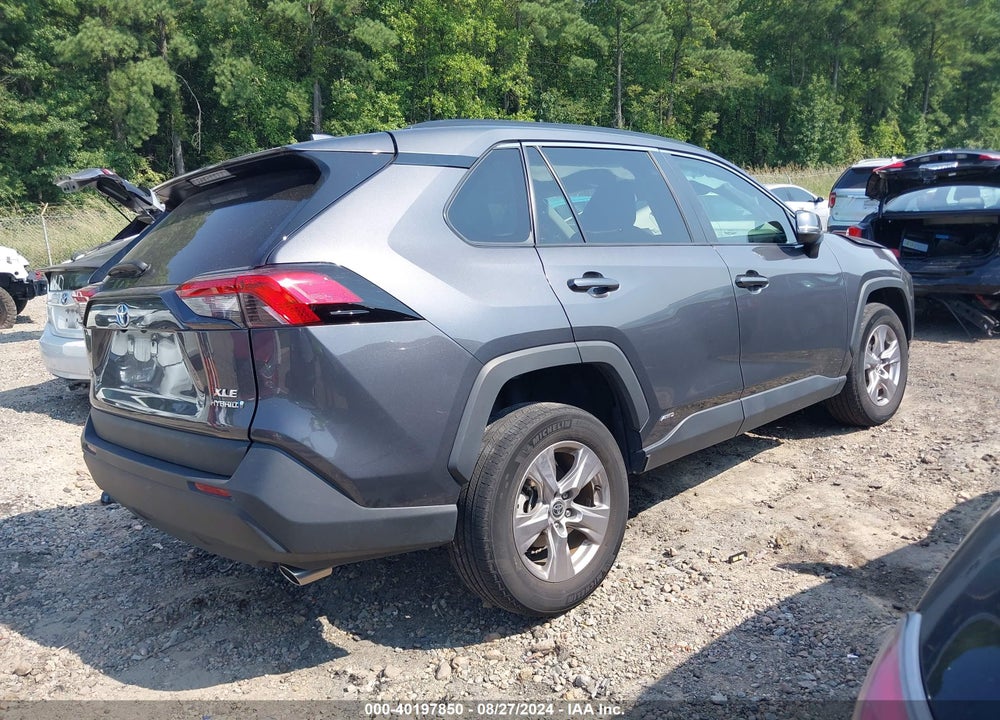 2022 TOYOTA RAV4 HYBRID XLE VIN: 2T3RWRFV8NW132455