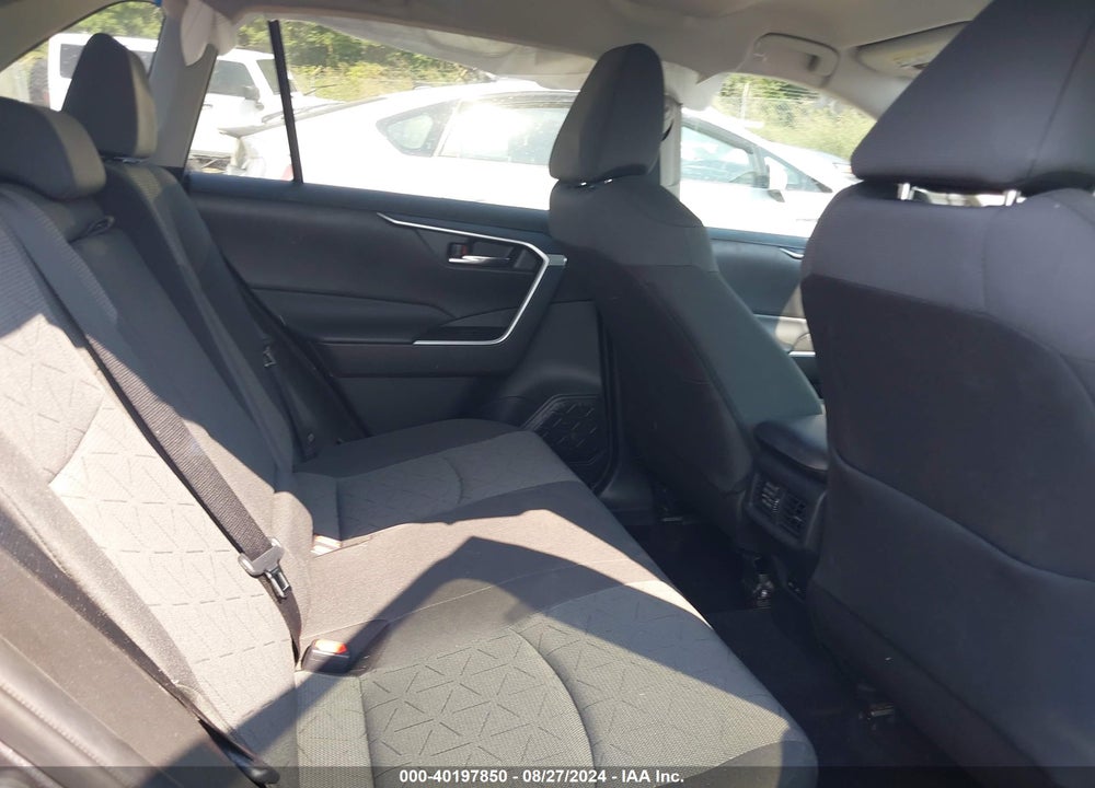 2022 TOYOTA RAV4 HYBRID XLE VIN: 2T3RWRFV8NW132455