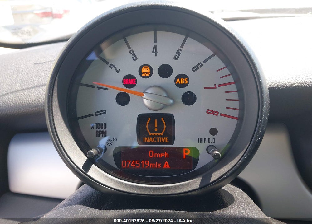 2012 MINI COOPER VIN: WMWSU3C53CT257059