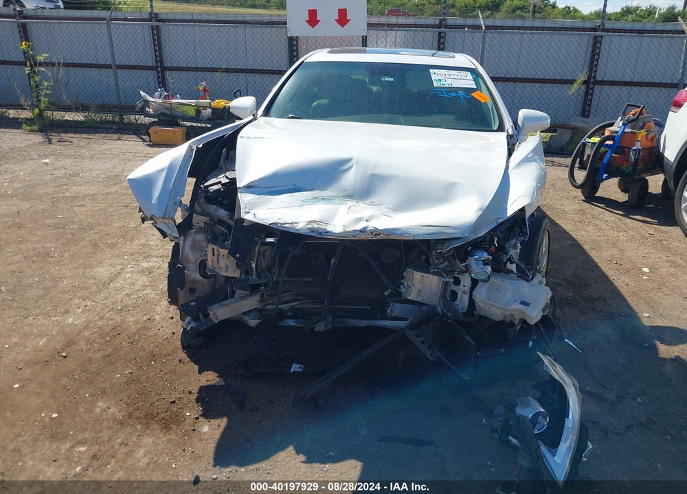 2013 LEXUS LS460 VIN: JTHBL5EF5D5124038