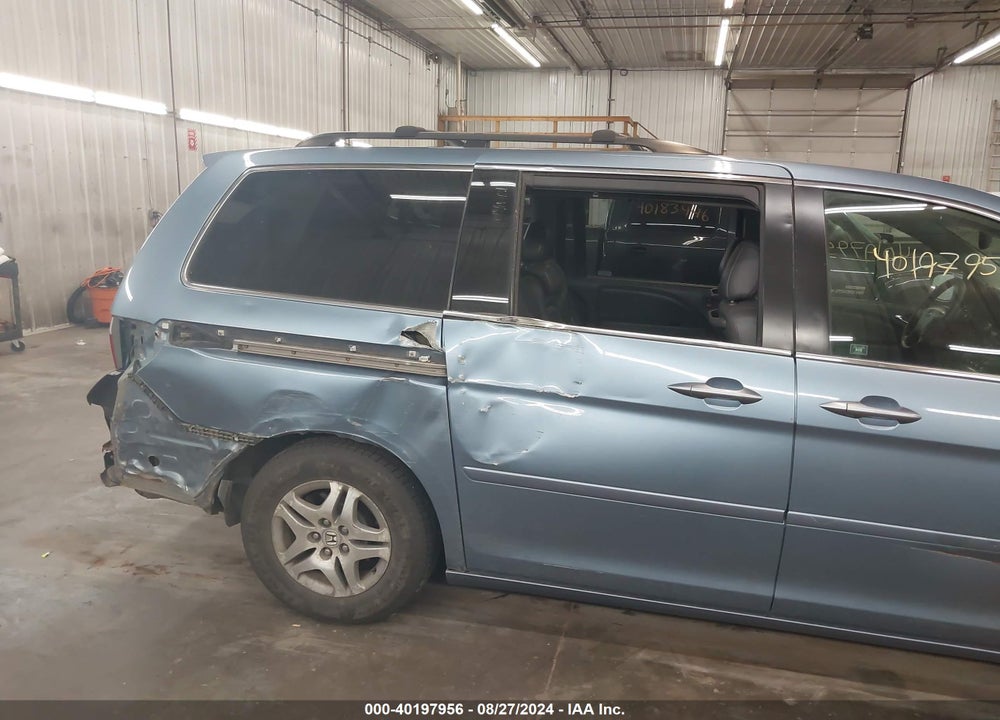 2005 HONDA ODYSSEY EX-L VIN: 5FNRL38645B117954