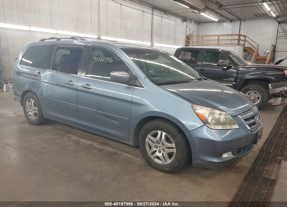 2005 HONDA ODYSSEY EX-L VIN: 5FNRL38645B117954