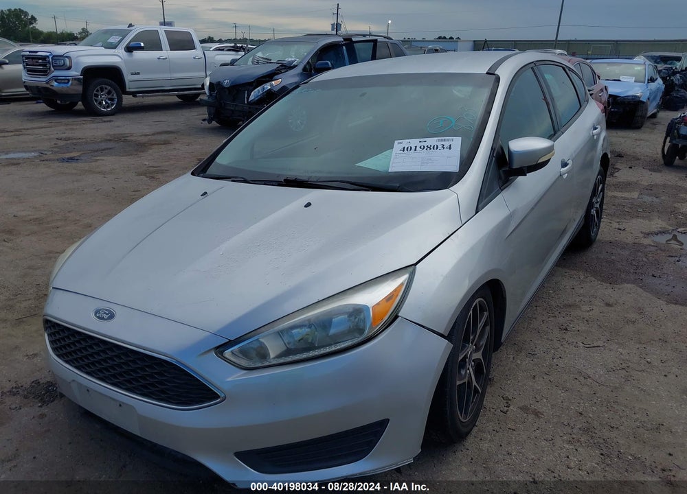 2017 FORD FOCUS SE VIN: 1FADP3K29HL222520