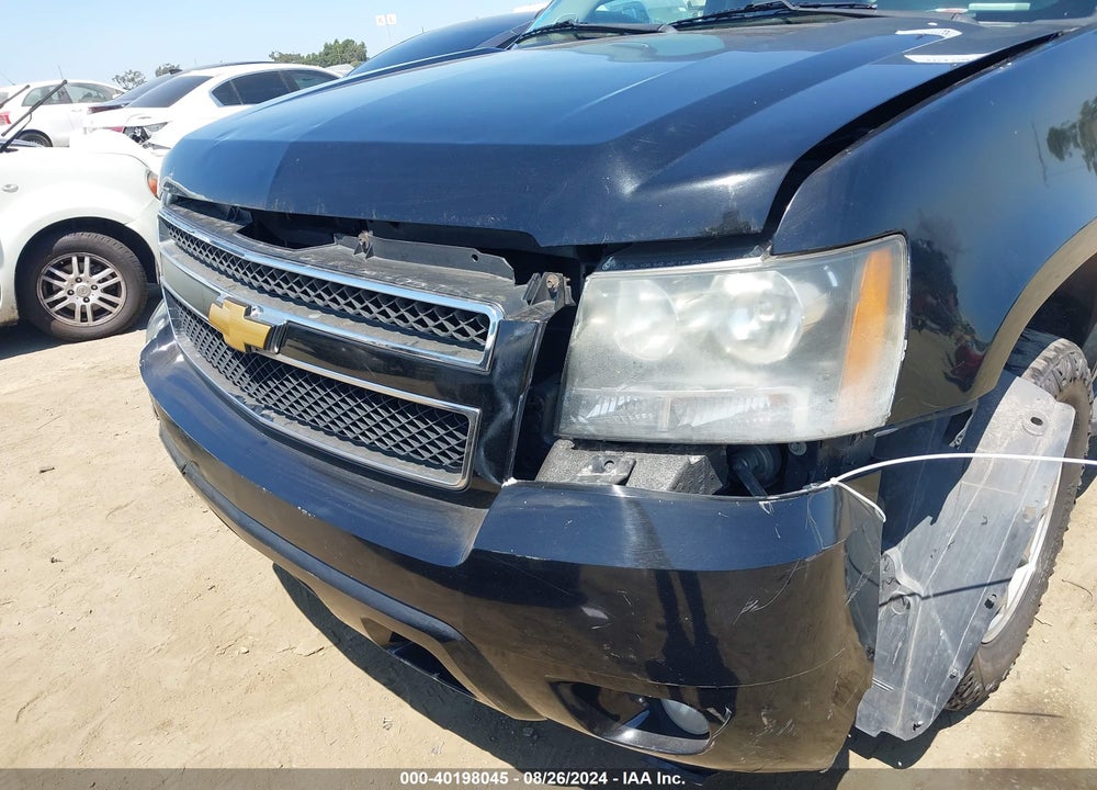 2008 CHEVROLET SUBURBAN 1500 LT VIN: 1GNFC16J48J188509