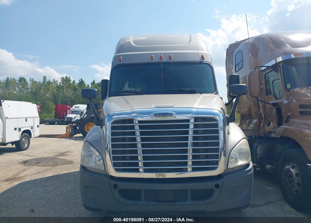2016 FREIGHTLINER CASCADIA 125 VIN: 3AKJGLD56GSGV6851
