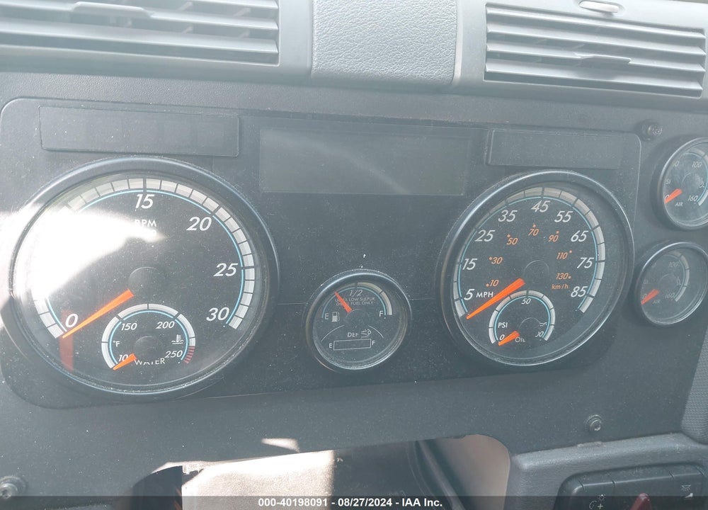 2016 FREIGHTLINER CASCADIA 125 VIN: 3AKJGLD56GSGV6851