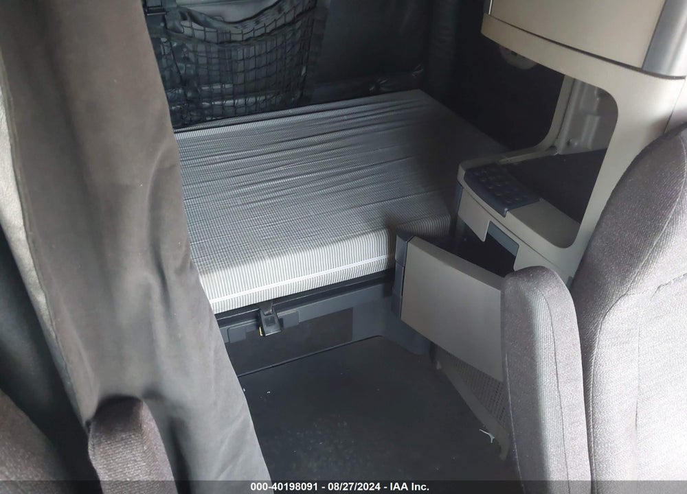 2016 FREIGHTLINER CASCADIA 125 VIN: 3AKJGLD56GSGV6851