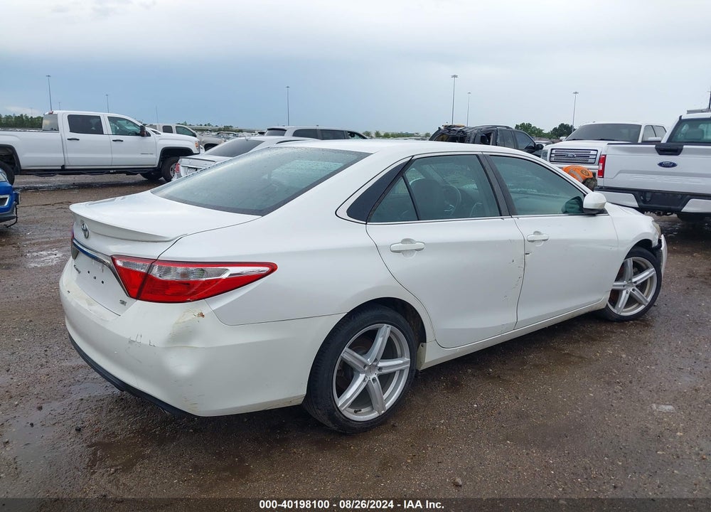 2015 TOYOTA CAMRY SE VIN: 4T1BF1FK0FU949664