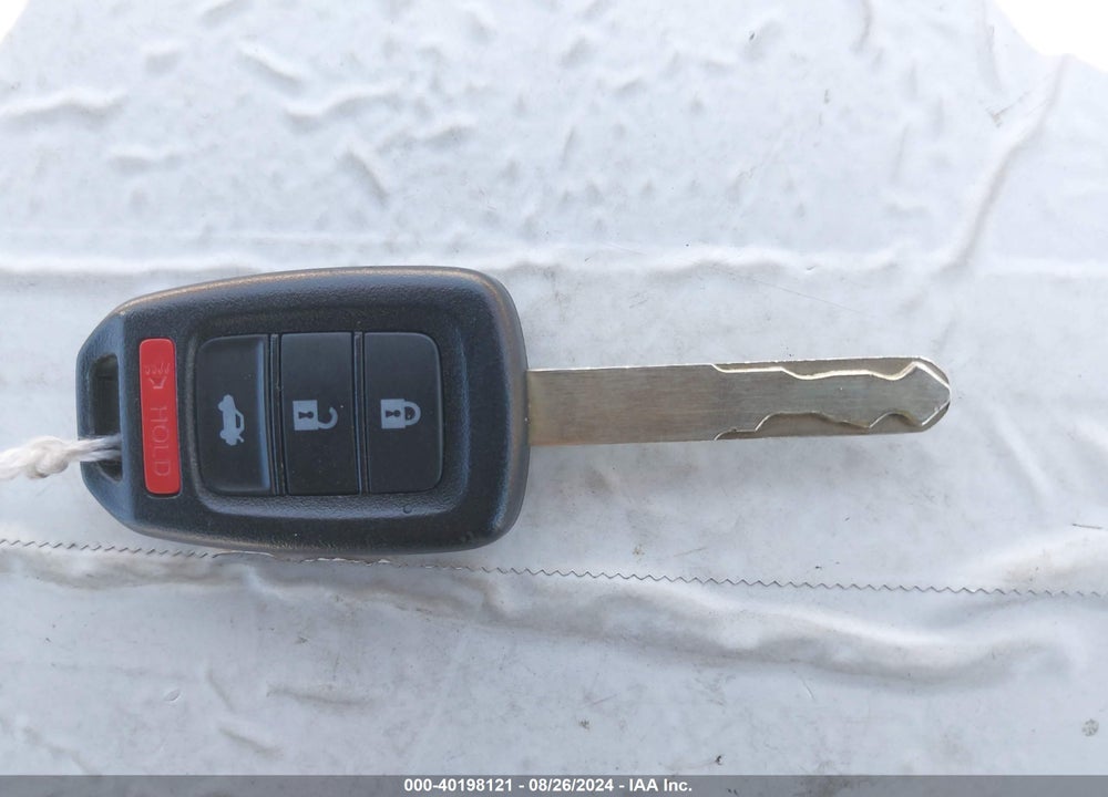 2015 HONDA CIVIC LX VIN: 19XFB2F56FE247817