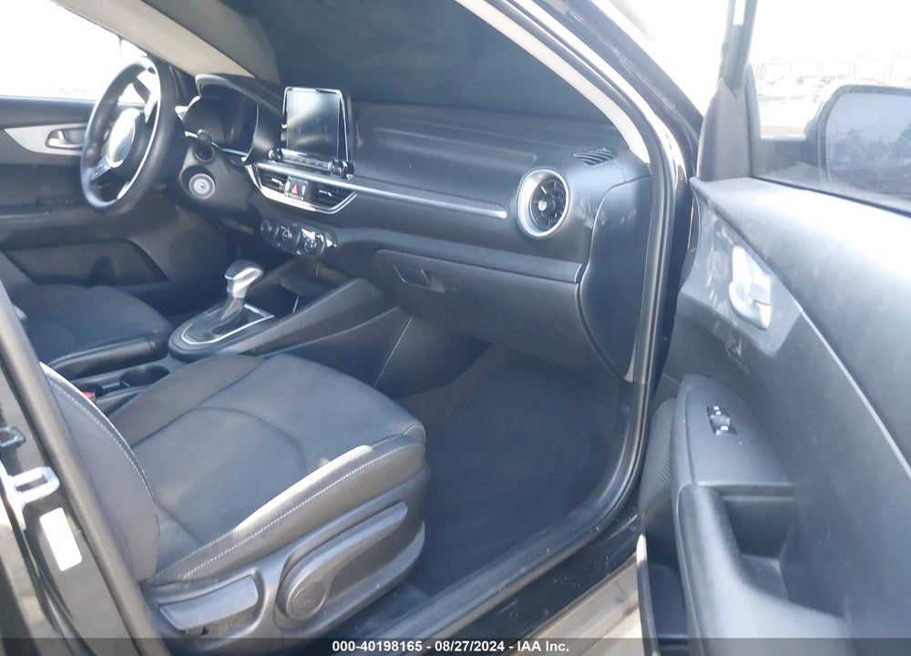 2023 KIA FORTE LXS VIN: 3KPF24AD6PE584919