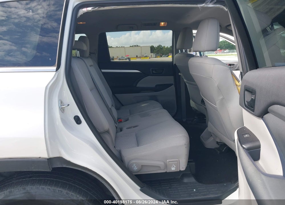 2019 TOYOTA HIGHLANDER LE VIN: 5TDZARFH3KS061056