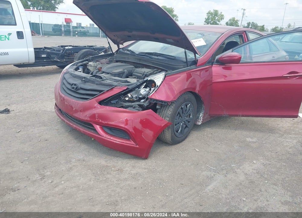 2011 HYUNDAI SONATA VIN: 5NPEB4AC7BH081164