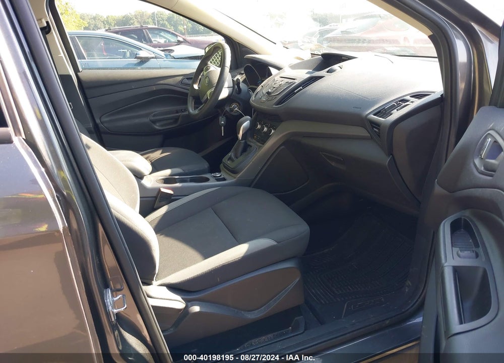 2015 FORD ESCAPE S VIN: 1FMCU0F79FUC19607