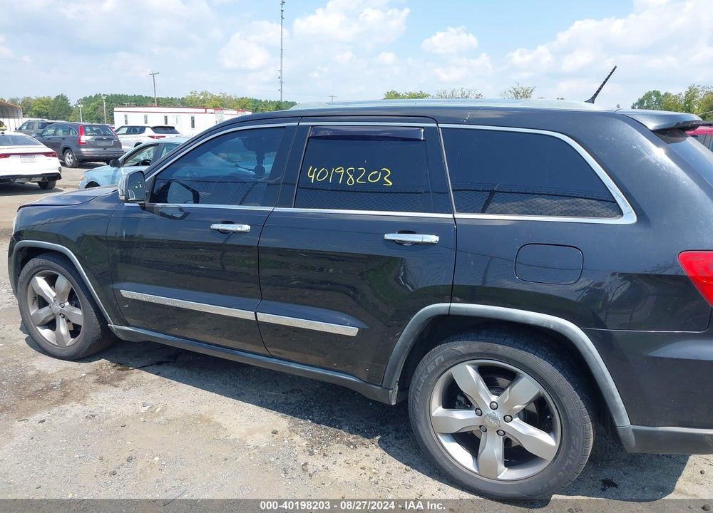 2011 JEEP GRAND CHEROKEE OVERLAND VIN: 1J4RR6GT3BC640490