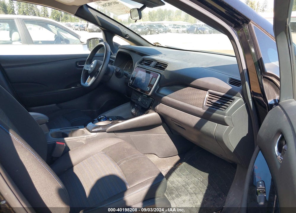 2022 NISSAN LEAF SV 40 KWH VIN: 1N4AZ1CVXNC552186