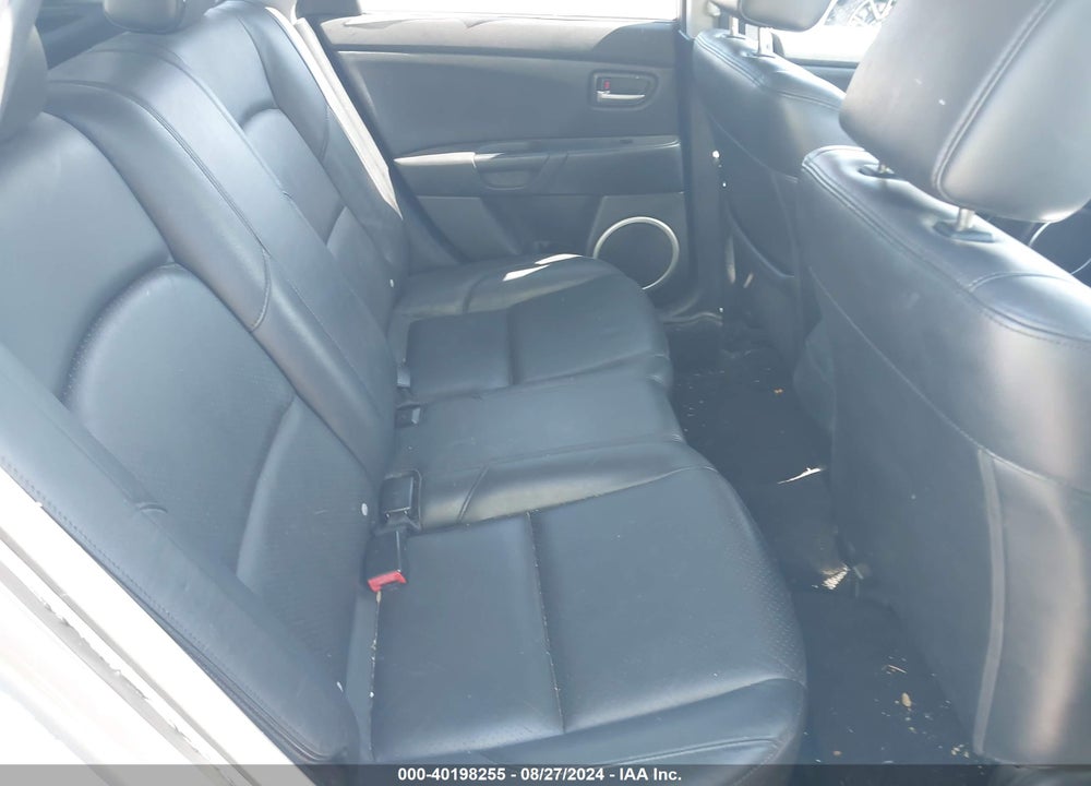 2005 MAZDA 3 S VIN: JM1BK343651219152