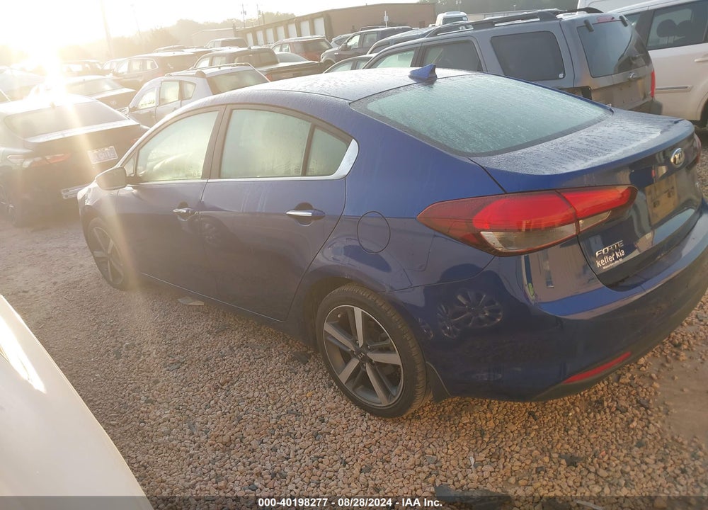 2018 KIA FORTE EX VIN: 3KPFL4A89JE221635