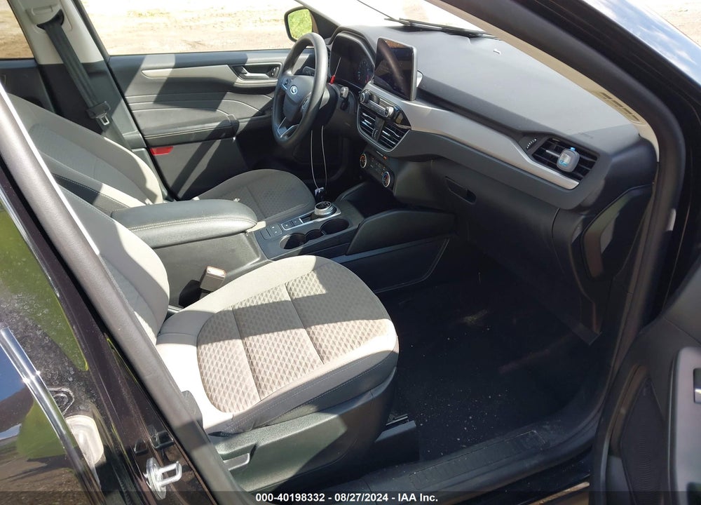 2022 FORD ESCAPE SE VIN: 1FMCU9G60NUA45600