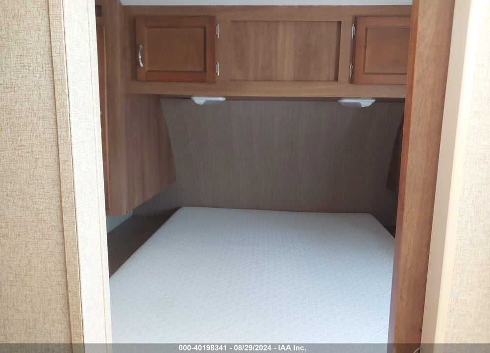 2015 COACHMEN CATALINA 263RLS VIN: 5ZT2CARB1FA020852