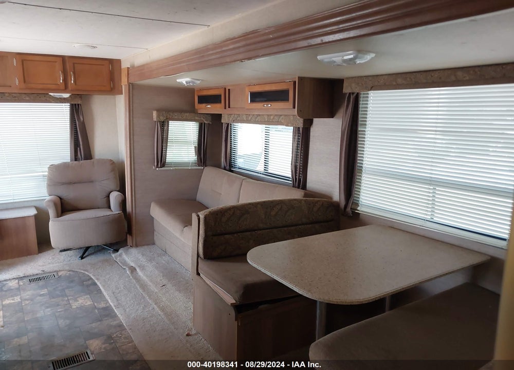 2015 COACHMEN CATALINA 263RLS VIN: 5ZT2CARB1FA020852
