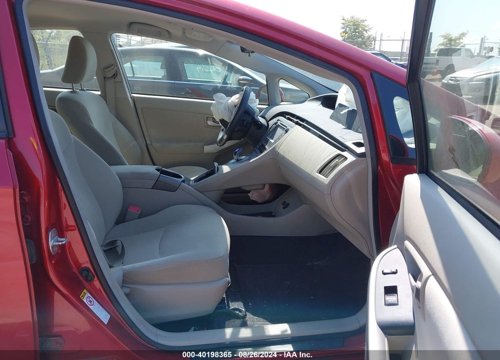 2013 TOYOTA PRIUS TWO VIN: JTDKN3DU9D0356526