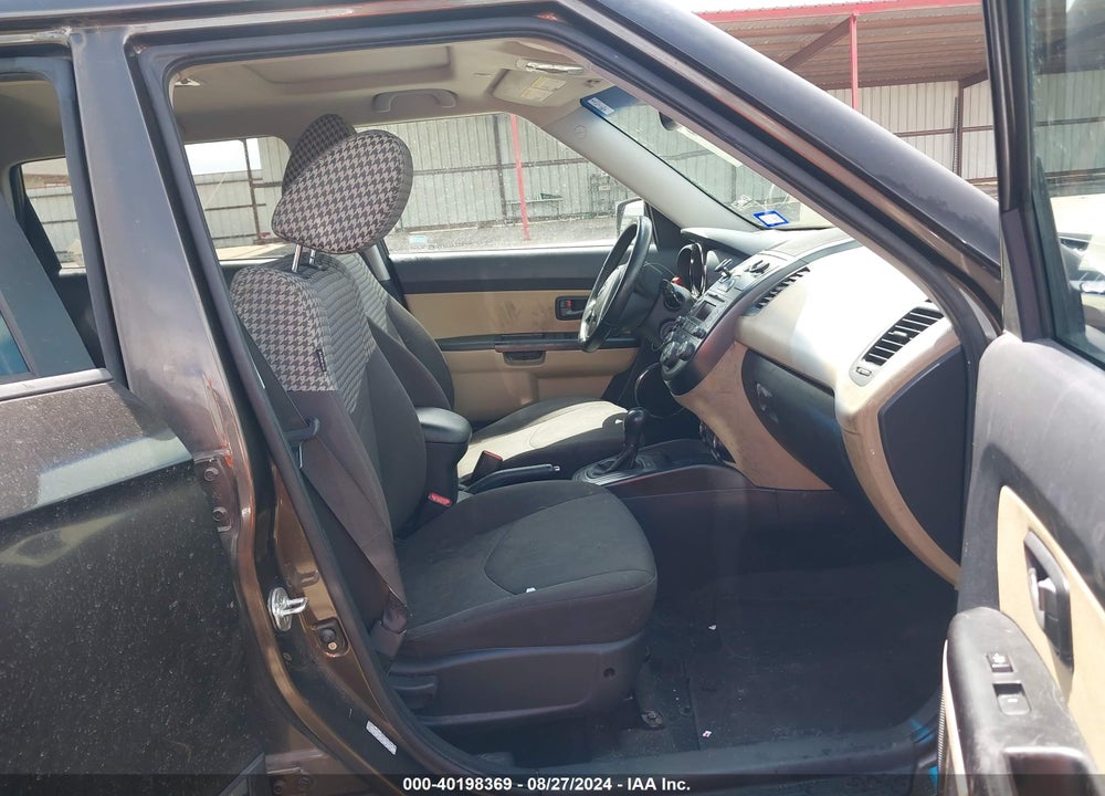 2011 KIA SOUL VIN: KNDJT2A22B7224839