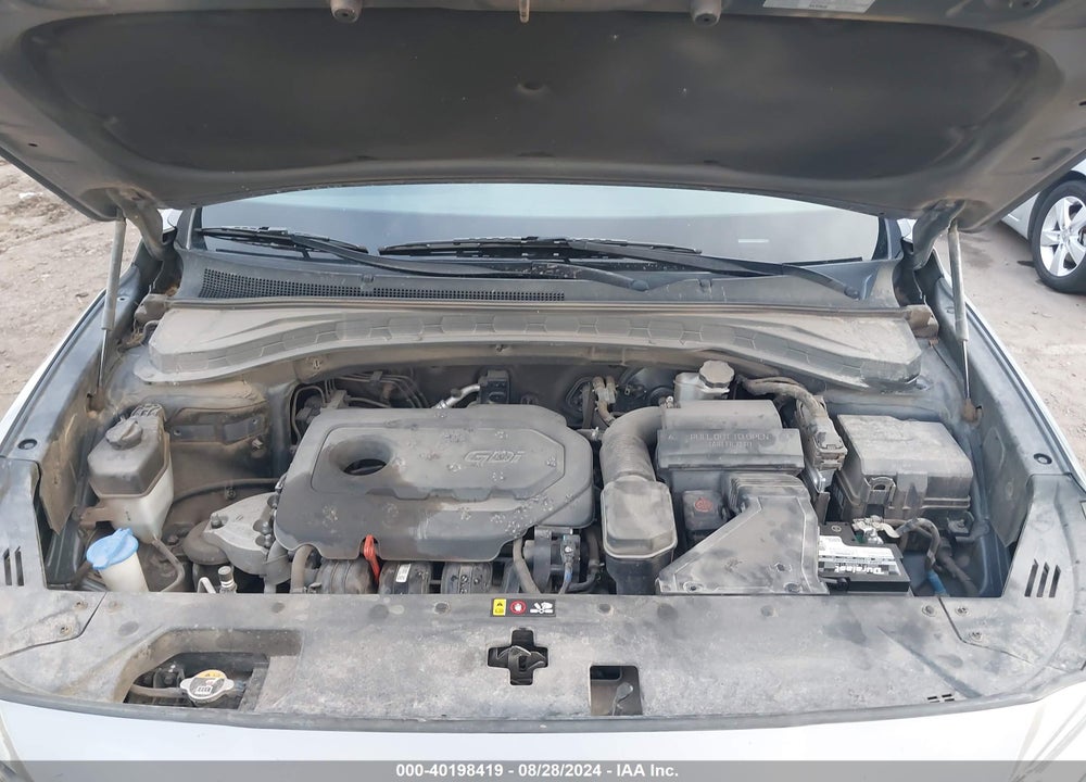 2019 HYUNDAI SANTA FE SE VIN: 5NMS23AD0KH079890