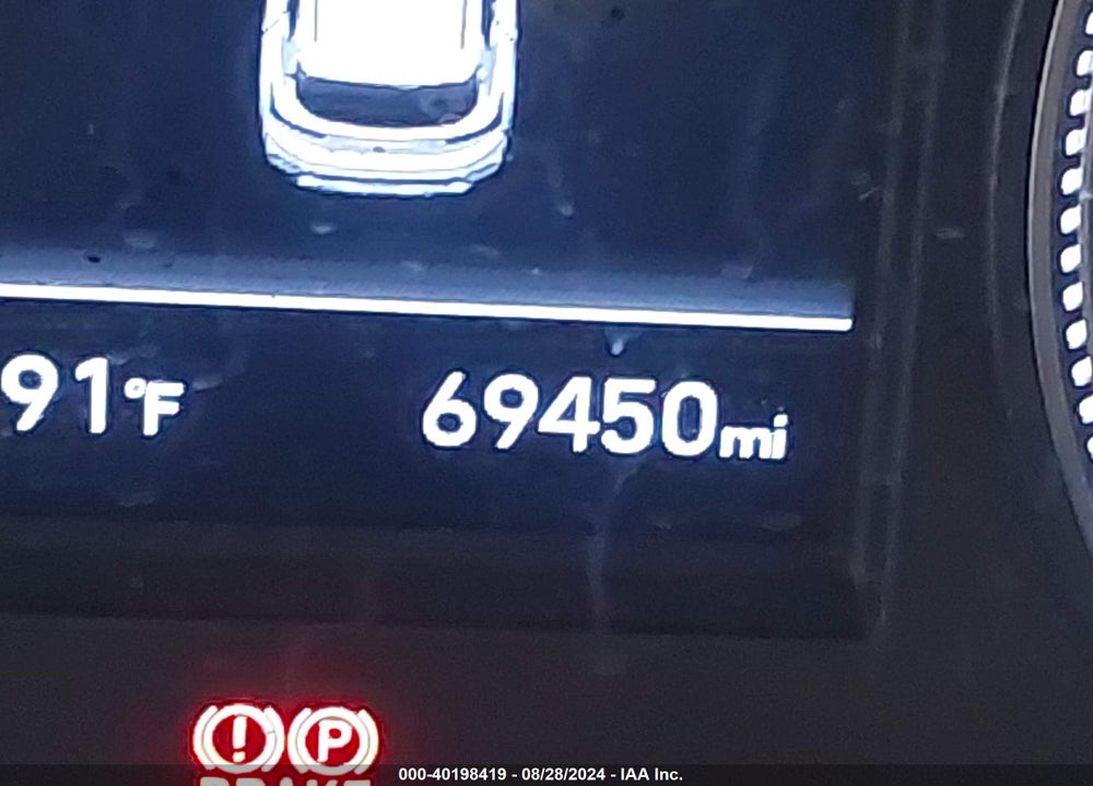 2019 HYUNDAI SANTA FE SE VIN: 5NMS23AD0KH079890