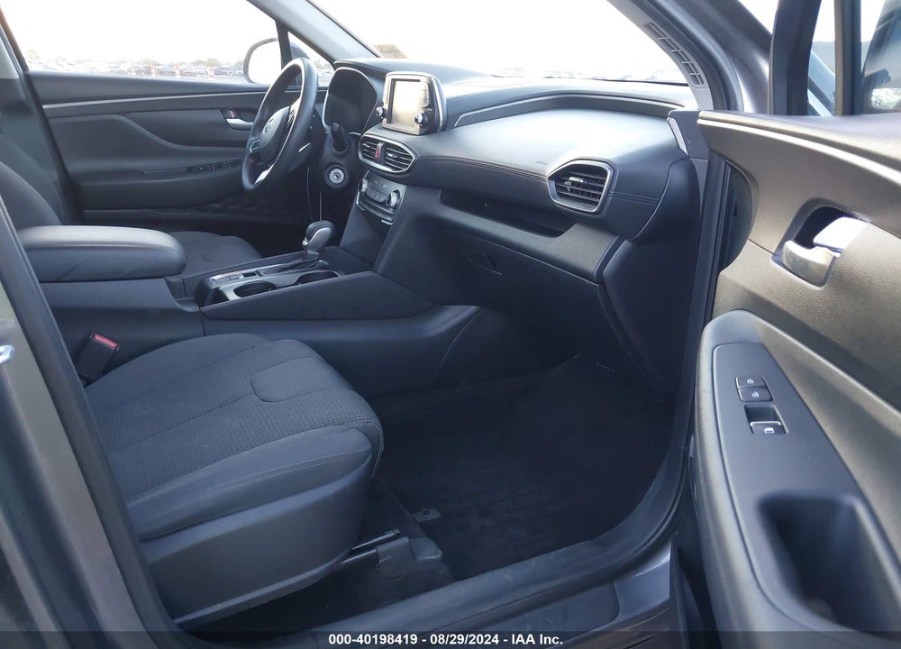 2019 HYUNDAI SANTA FE SE VIN: 5NMS23AD0KH079890
