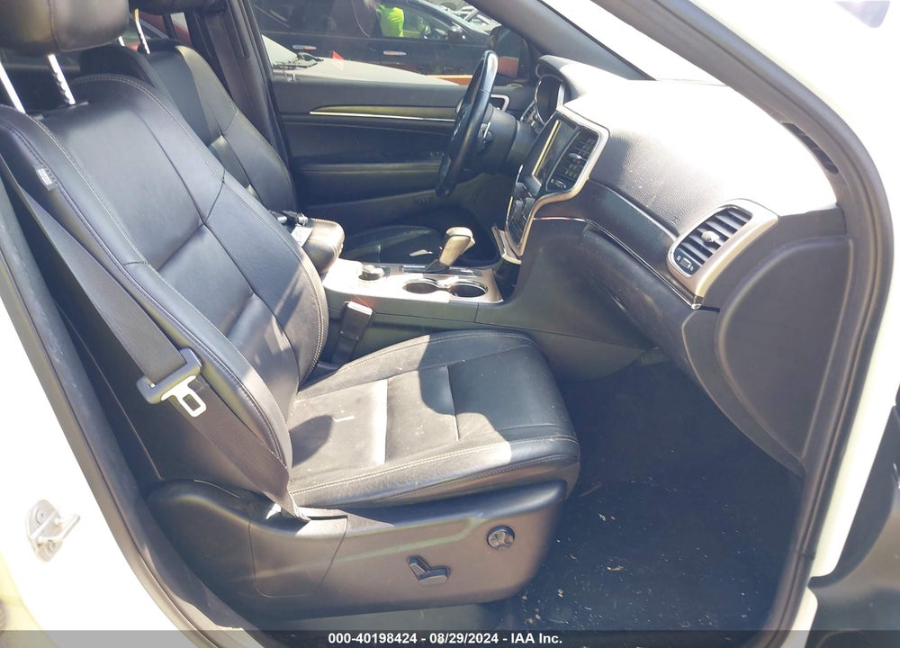 2017 JEEP GRAND CHEROKEE LIMITED 4X4 VIN: 1C4RJFBG6HC617821