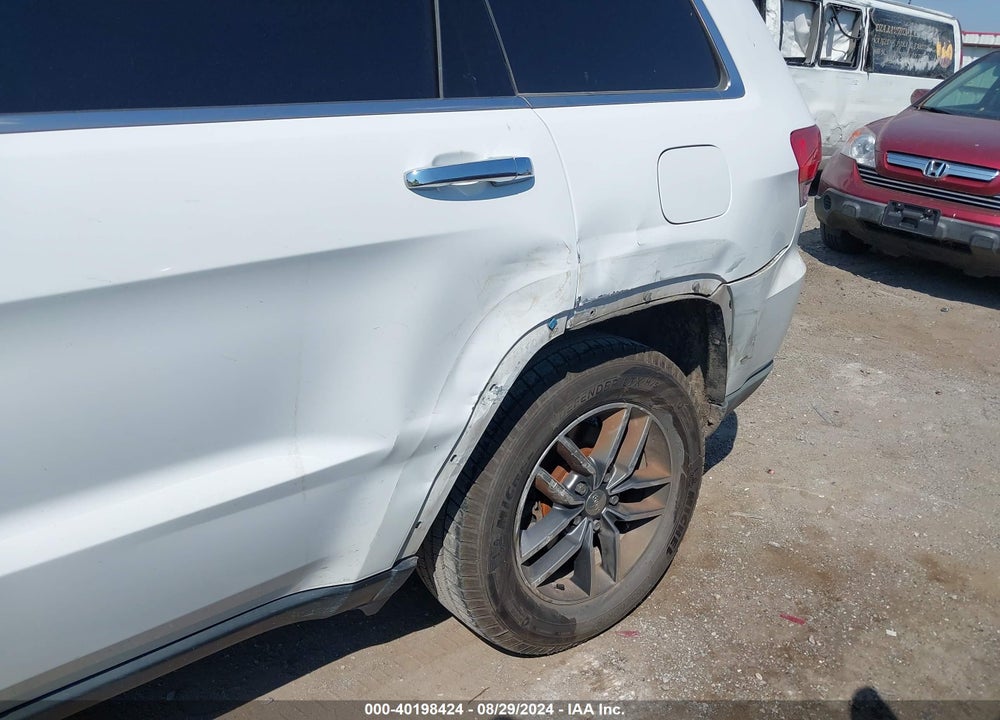 2017 JEEP GRAND CHEROKEE LIMITED 4X4 VIN: 1C4RJFBG6HC617821