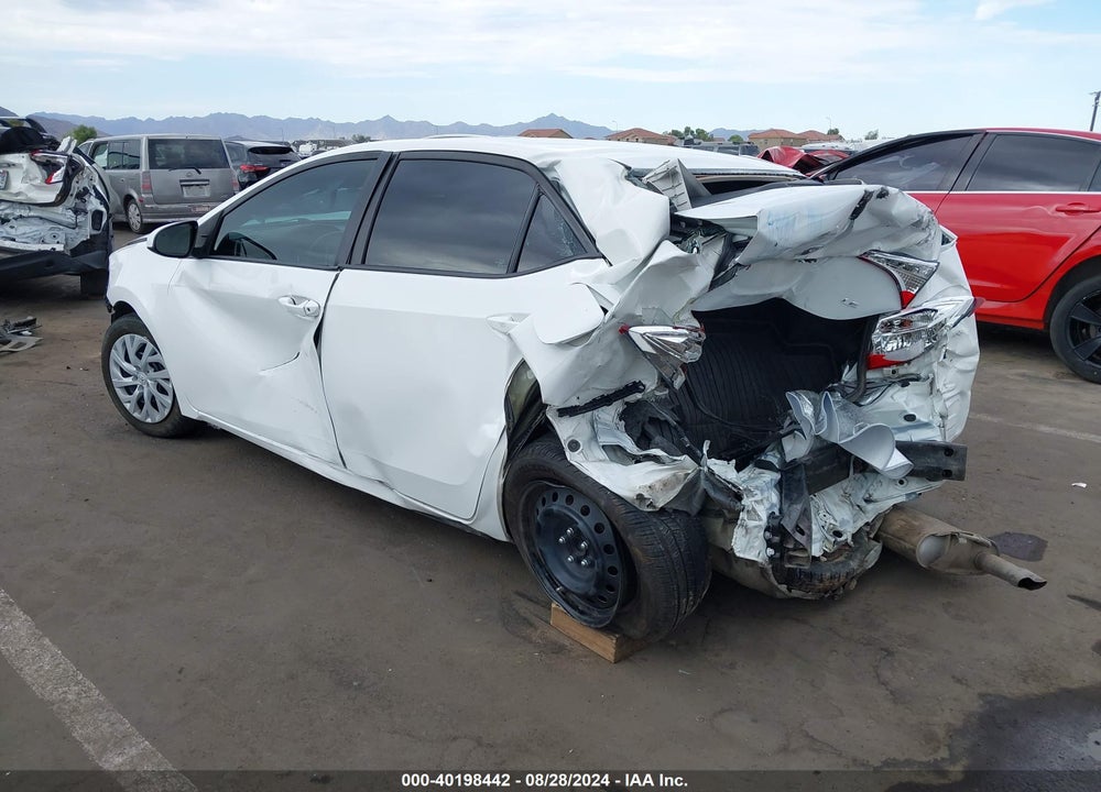 2019 TOYOTA COROLLA LE VIN: 2T1BURHE7KC180085