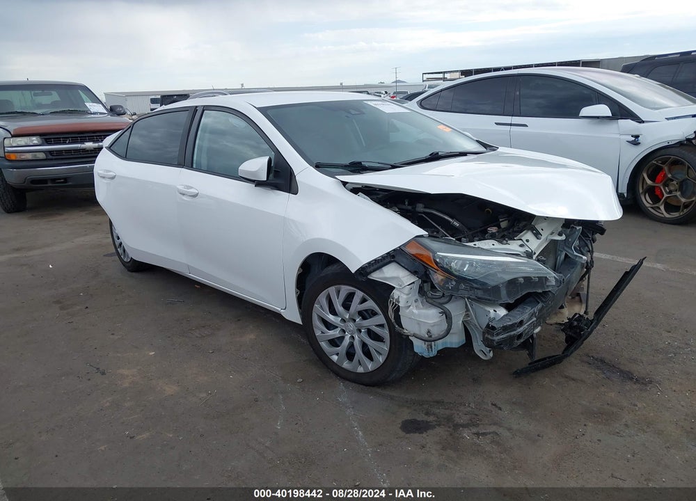 2019 TOYOTA COROLLA LE VIN: 2T1BURHE7KC180085