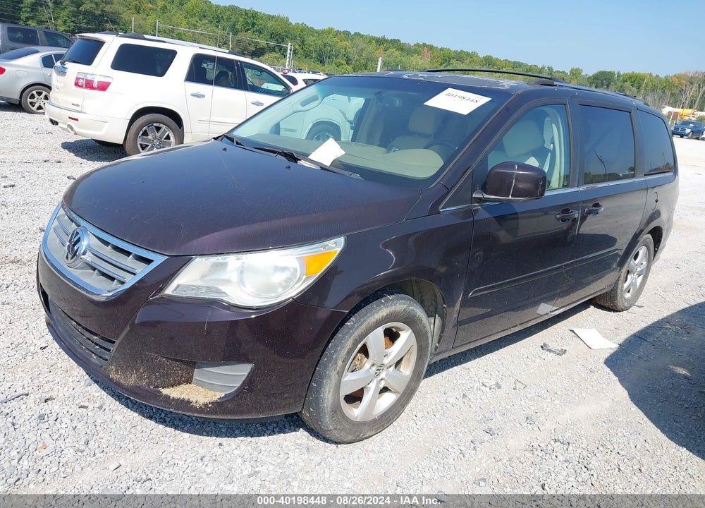 2010 VOLKSWAGEN ROUTAN SE VIN: 2V4RW3D1XAR323026