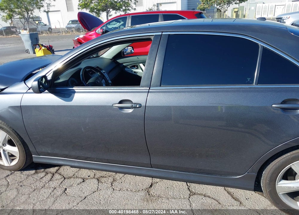 2011 TOYOTA CAMRY SE VIN: 4T1BF3EK3BU195747