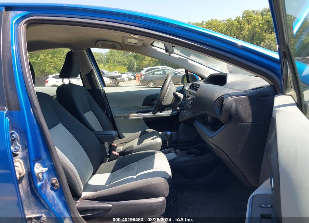 2013 TOYOTA PRIUS C TWO VIN: JTDKDTB39D1031866