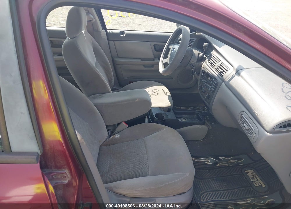 2005 FORD TAURUS SE VIN: 1FAFP53U75A292187