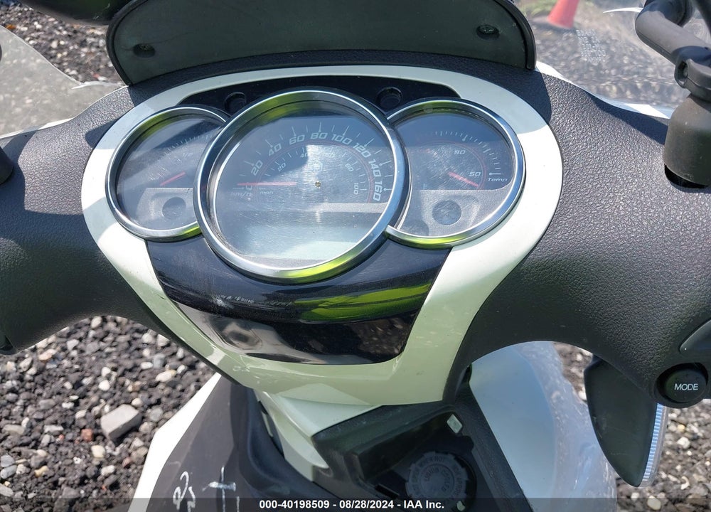 2013 PIAGGIO BV 350 VIN: ZAPM690T2D5002015
