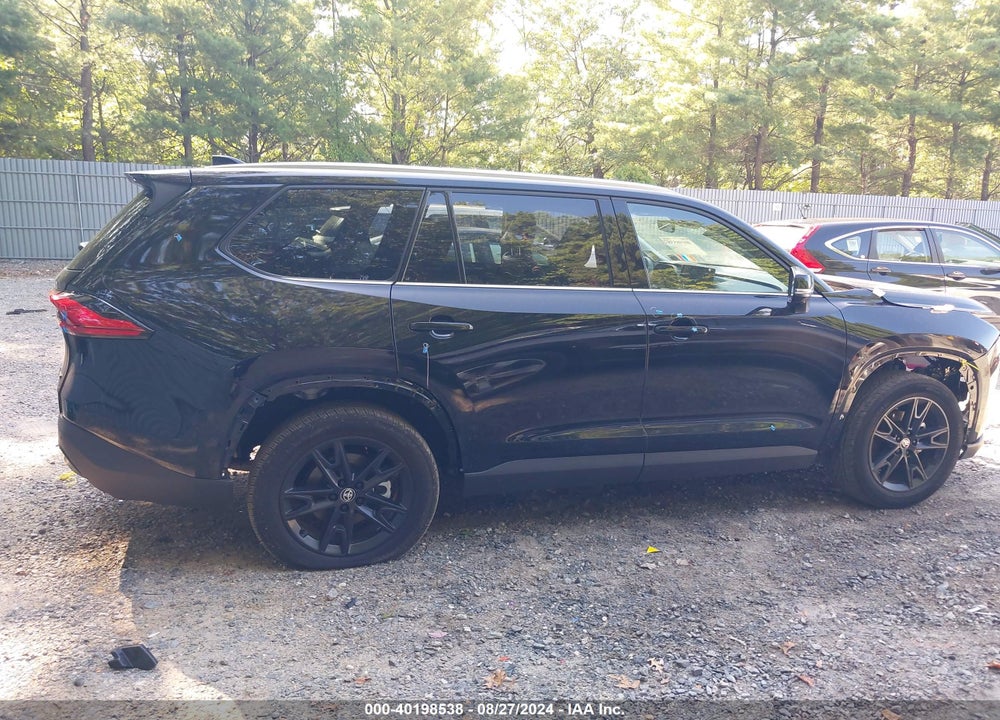 2024 TOYOTA GRAND HIGHLANDER LIMITED VIN: 5TDAAAB54RS039023